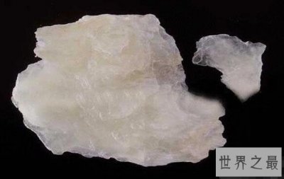 ​世界上最软的石头是滑石，不仅能轻轻划开还能吃