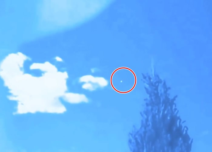 澳洲有人声称拍到如行星一样大的UFO出现