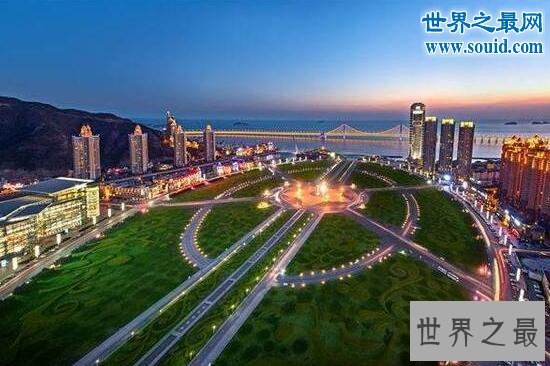 世界上最大的城市广场,比天安门广场大4倍