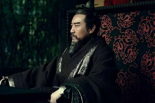 鼎足之势什么意思?