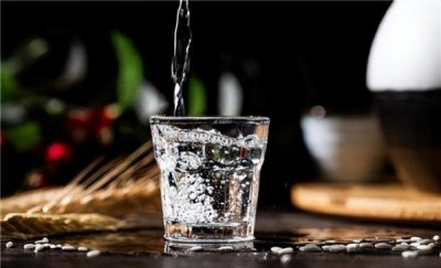 ​安徽古井镇陈年原浆酒(安徽古井镇原浆酒52度)