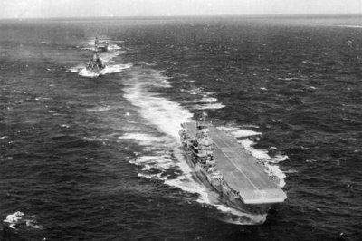 ​美国海军历史上最大乌龙事件,舰队司令晕船掉海里淹死了