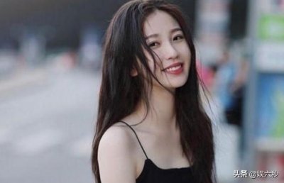 ​虞书欣家境如何是富二代吗（演员虞书欣家庭背景怎样）