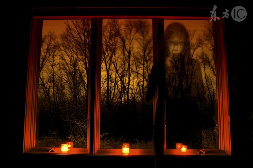 小说：大学生夜晚讲鬼故事