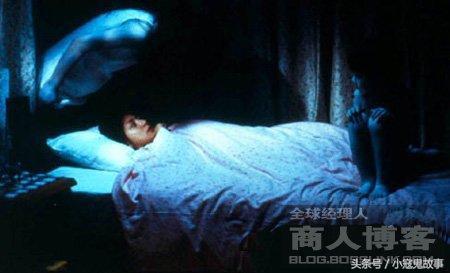 网友讲述自己亲身经历的灵异故事,说是真实的