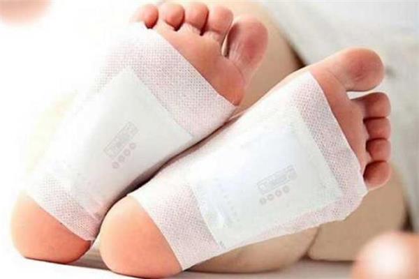 贴足贴有什么好处 贴足贴有什么危害 贴足贴有什么好处 贴足贴有什么危害