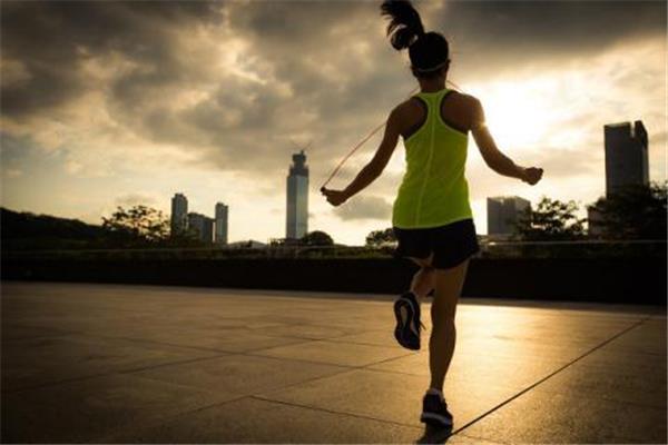 跳绳能减肥吗 跳绳减肥的正确方法 跳绳能减肥吗 跳绳减肥的正确方法