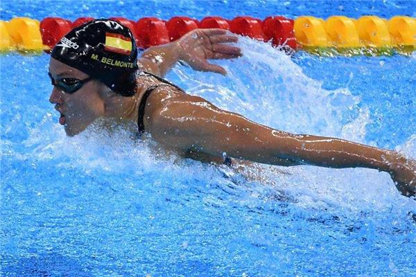 蝶泳怎么转身 和蛙泳差不多 蝶泳怎么转身 和蛙泳差不多