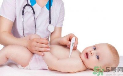 ​宝宝发烧如何物理降温？宝宝发烧如何快速退烧？