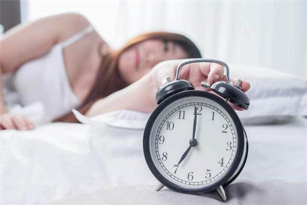 裸睡可以提高性功能吗 裸睡对男性的好处 裸睡可以提高性功能吗 裸睡对男性的好处