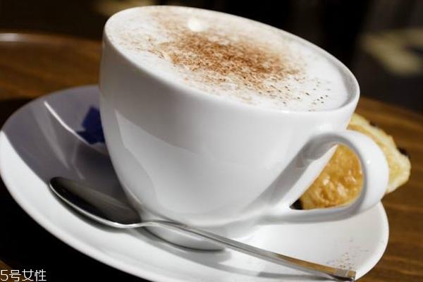 玛琪雅朵和卡布奇诺一样吗 缩小版的卡布奇诺 玛琪雅朵和卡布奇诺一样吗 缩小版的卡布奇诺