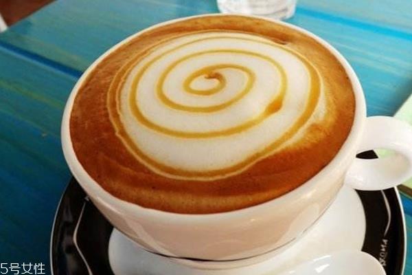 玛琪雅朵和卡布奇诺一样吗 缩小版的卡布奇诺 玛琪雅朵和卡布奇诺一样吗 缩小版的卡布奇诺