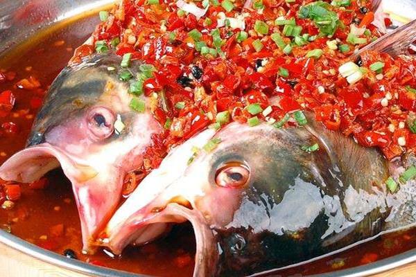 鱼头可以放冰箱里保存吗 鱼头的功效 鱼头可以放冰箱里保存吗 鱼头的功效