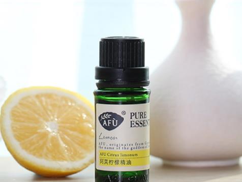 柠檬精油的使用方法 柠檬精油使用注意事项