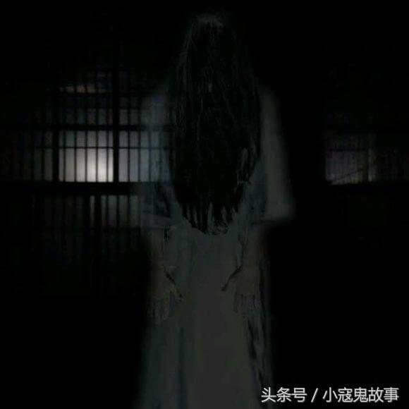 朋友讲的真实鬼故事，晚上去厕所或厨房，别蹑手蹑脚的