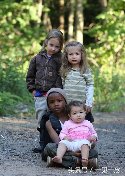 一组儿童版僵尸照，引发的高度争议