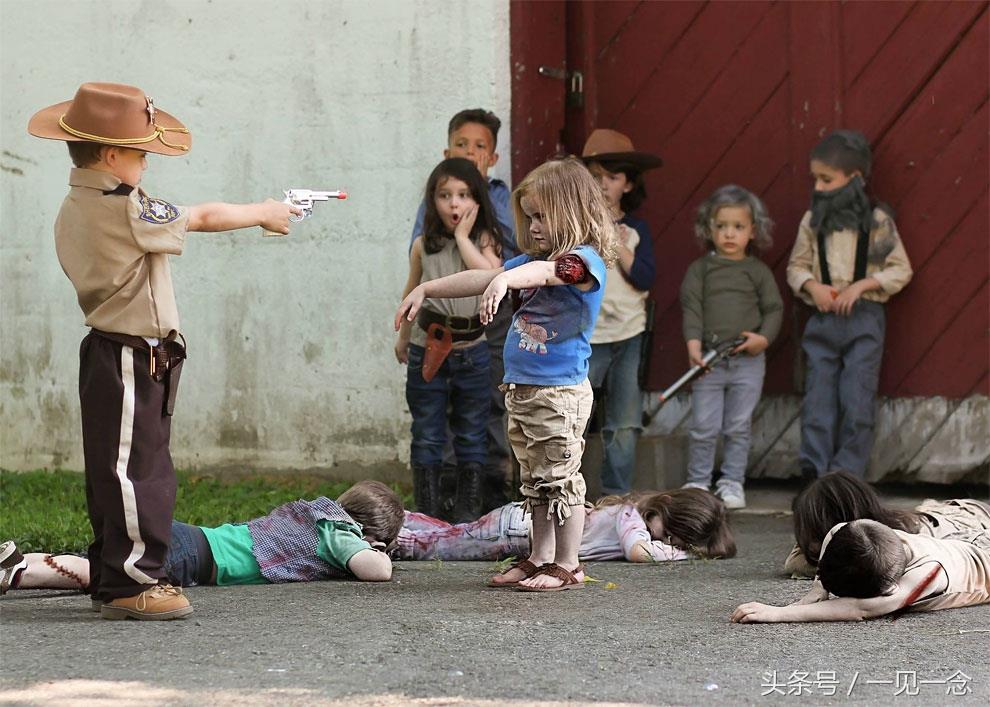 一组儿童版僵尸照，引发的高度争议