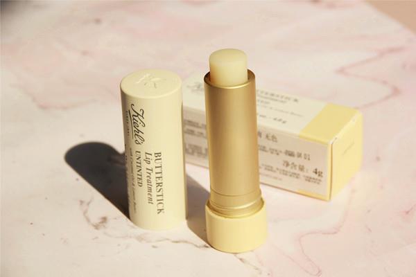 润唇膏在口红之前涂吗 润唇膏可以淡化唇纹吗