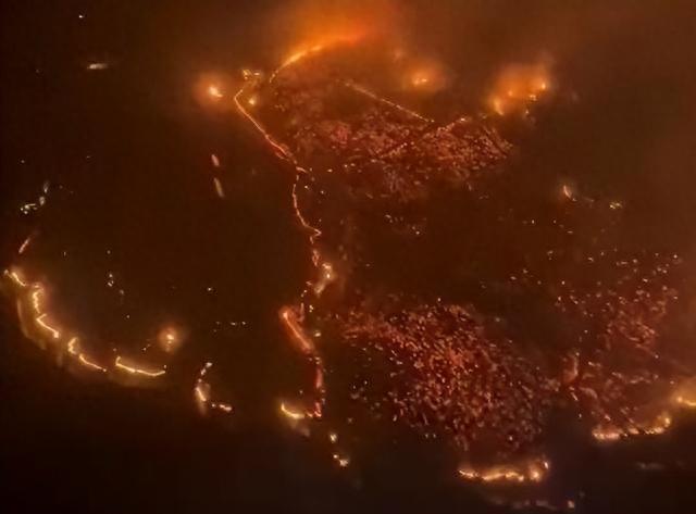 探秘6万美军，为何注视夏威夷被烧成炼狱、拒不出手相救？  1