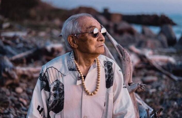 探秘世界上最长寿的国家排行榜（人均寿命最长的国家是哪个）  1