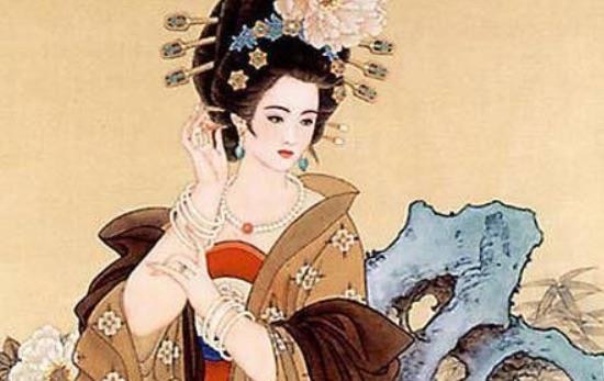 历史为什么杨贵妃很讨厌李白？李白不得志都是因为他？  1