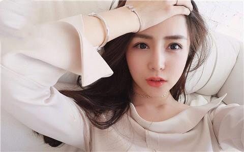 套路女生的聊天对话