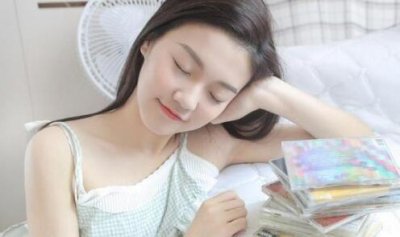 ​第二次见面就牵手搂腰接吻好吗？会不会太快了