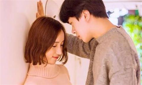 女生问我对她什么感觉怎么回答1