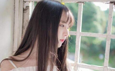 女人不理你千万不理她二