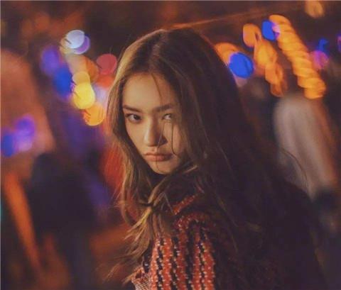 刚开始追女生聊天频率有参考标准吗？