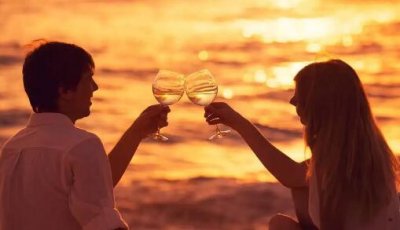 ​女朋友变得不爱你的表现，越来越忙越来越冷