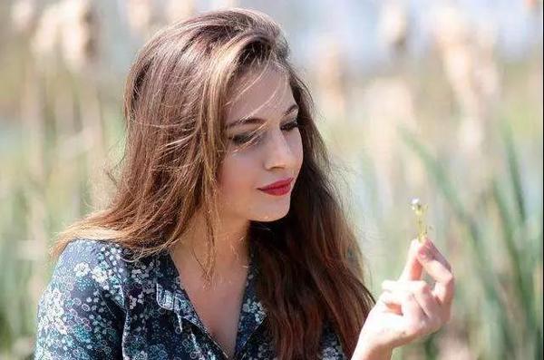 女朋友生气了然后睡着了怎么哄