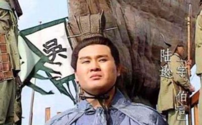 ​吴国比蜀国要强大，为何陆逊不学习诸葛亮北伐呢？