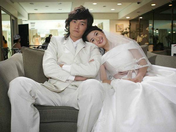 《一吻定情》第8次翻拍扑街，但傲娇的天敌果然还是傻白甜啊！