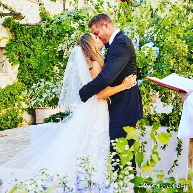 世界小姐只是前妻，网球女神成为正式妻子，人生赢家的大卫.李