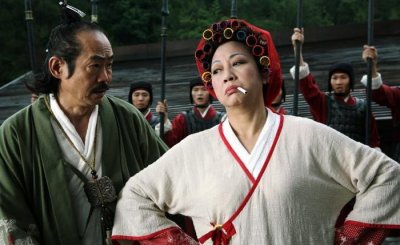 ​18岁元秋貌美如花，50岁“包租婆”实力成就最佳女配角！