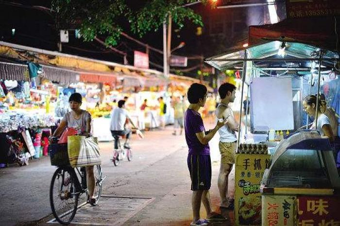 看完这50个真实故事,这才是中国版的《深夜食堂》...