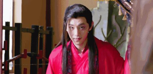 和朱一龙邓伦谈恋爱,有了苏大强,还会是浪漫的爱情故事吗