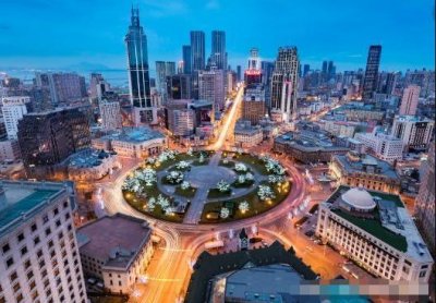 ​走进大连，读懂中山广场和星海湾广场的故事