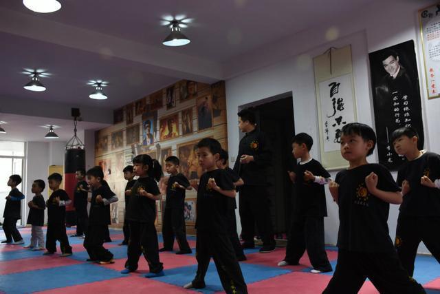 中国顶尖截拳道教练雷小翼座客华人英雄,口述和李小龙背后的故事