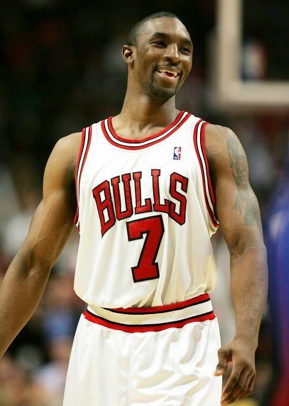 NBA球星故事：公牛队的板凳奇兵—本戈登！！