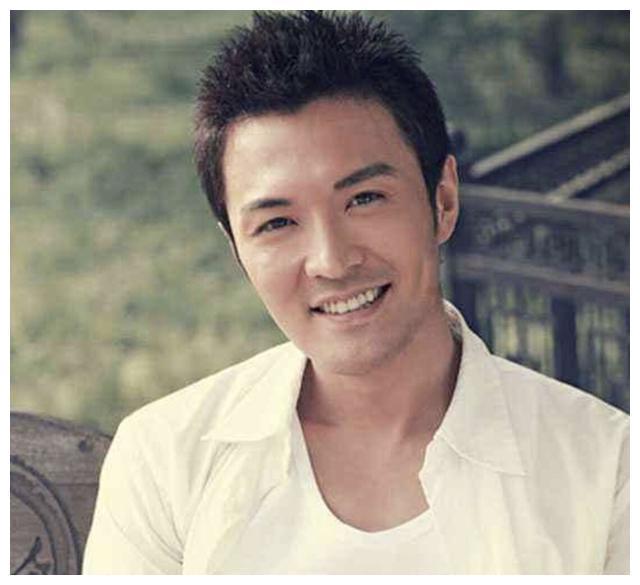 高圆圆前男友江珊前夫，张天爱前未婚夫，庆余年里都是有故事的人