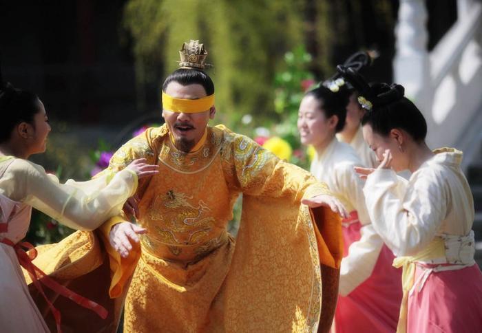 朱元璋火烧庆功楼,无数开国功臣惨死,故事很精彩但并不真实!