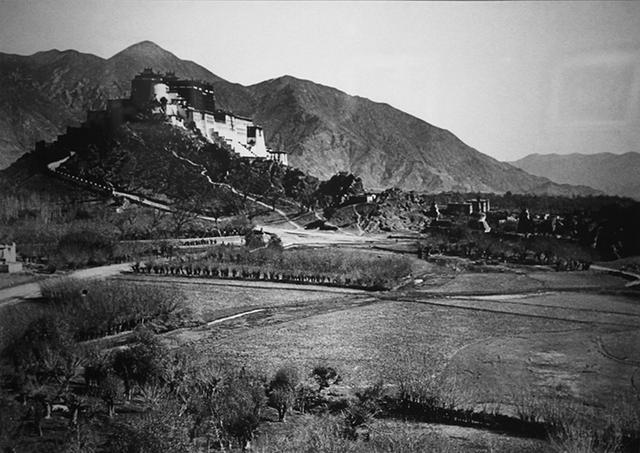 转世灵童：十世班禅的一段故事！真是一段传奇的经历