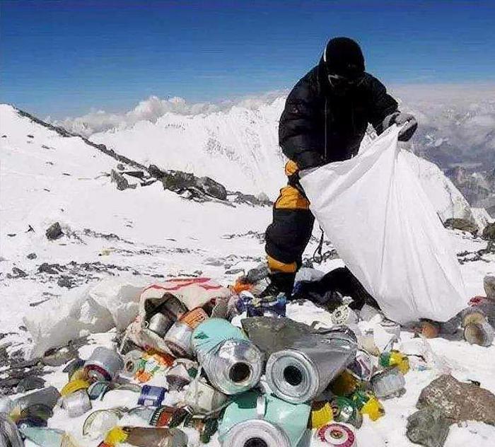 珠穆朗玛峰最特殊的休息点，也是珠穆朗玛峰最悲惨的故事