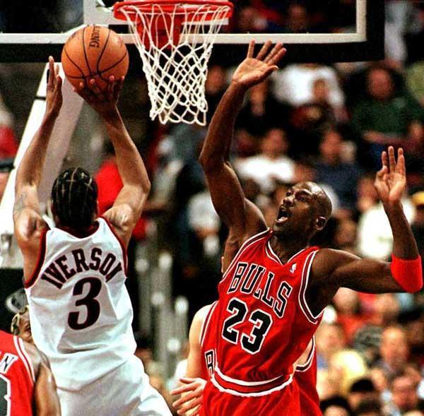 艾弗森晃倒乔丹的故事：我倾尽所能！多年后乔丹对此事仍念念不忘