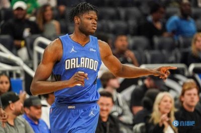 ​NBA30队体重&身高图表：魔术队身高霸榜 老鹰最轻