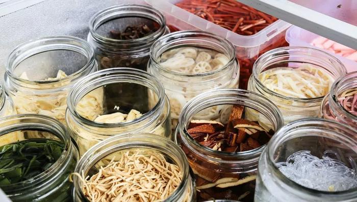 《怒晴湘西》爆火,这片自带神奇色彩的秘境,远比你想象的更“勾魂”