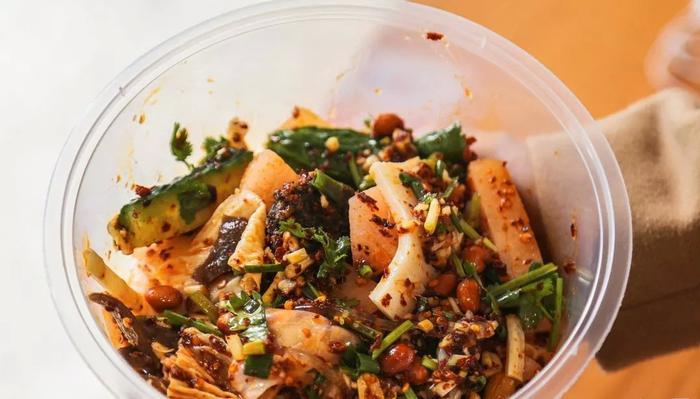 《怒晴湘西》爆火,这片自带神奇色彩的秘境,远比你想象的更“勾魂”