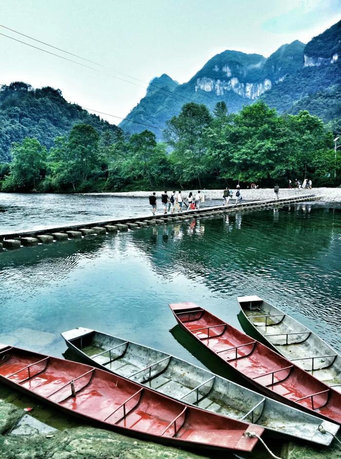 《怒晴湘西》爆火,这片自带神奇色彩的秘境,远比你想象的更“勾魂”